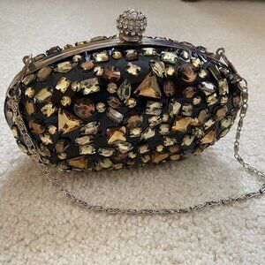 NWOT, bejeweled clamshell purse, chain strap, rhinestone clasp.